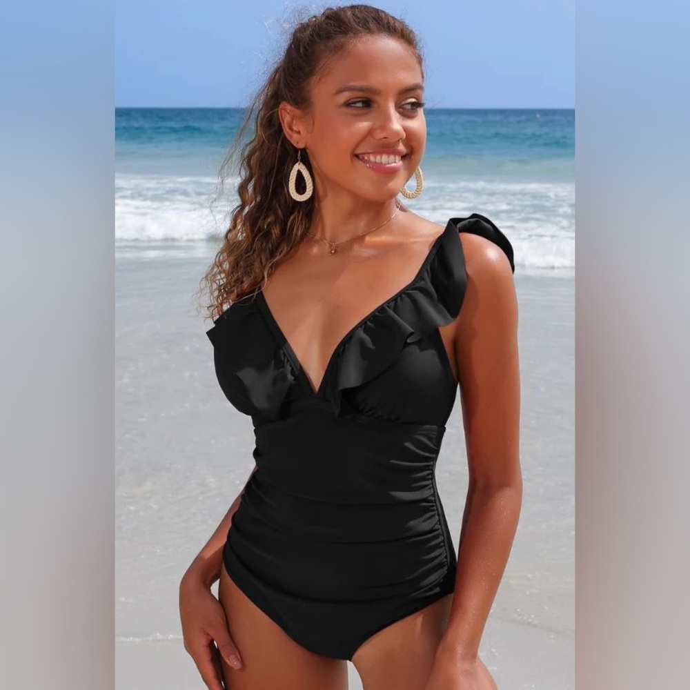 Brand new one piece from Charmo